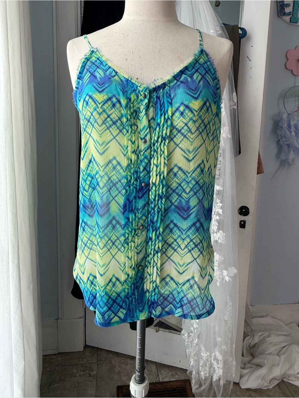 Arizona Jean Company Blue and Green Chevron Print Spaghetti Strap Tank